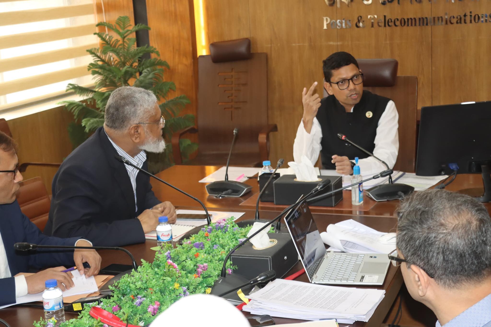 টেলিযোগাযোগ প্রতিষ্ঠানকে রেগুলেটর নয় ফেসিলিটেটর হতে হবে: জুনাইদ আহমেদ পলক