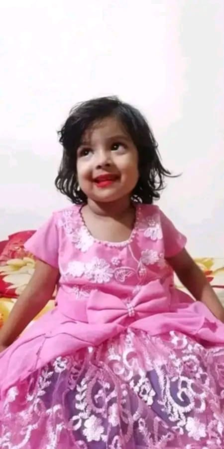 ৫ দিন ধরে নিখোঁজ সিলেটের মুনতাহা, সন্ধান দিলে টাকা-স্বর্ণের চেইন পুরস্কার