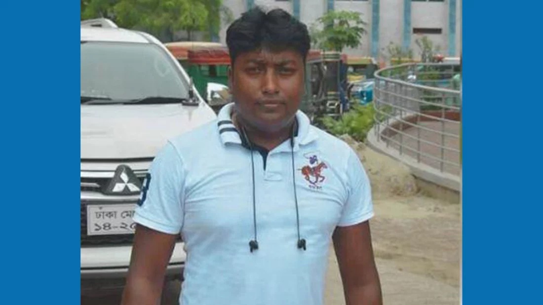 খুলনায় পুলিশ কর্মকর্তাকে পিটুনি, পুলিশে দিলেন বিএনপি নেতাকর্মীরা