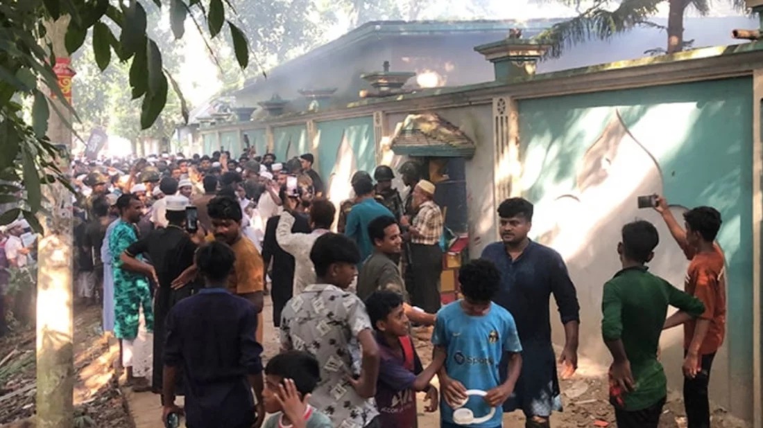 নুরাল পাগলার দরবারে হামলার ঘটনায় মামলা, আসামি সাড়ে ৩ হাজার