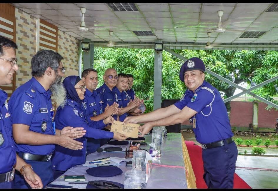 রাজশাহী জেলার শ্রেষ্ঠ "বাঘা থানা",শ্রেষ্ঠ অফিসার ইনচার্জ আসাদুজ্জামান