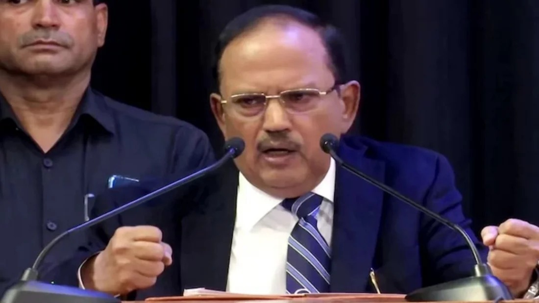 বাংলাদেশের সরকার পরিবর্তনের কারণ জানালেন অজিত দোভাল