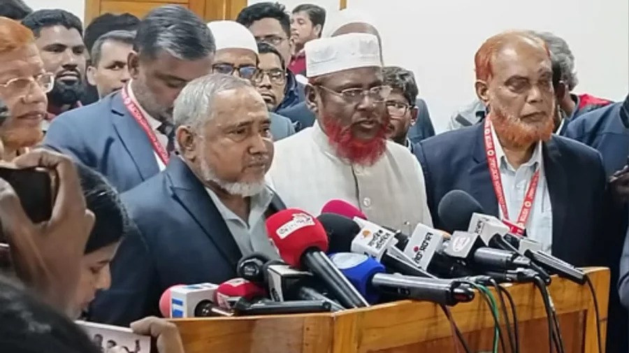 লটারিতে নিয়োগ পাওয়া ডিসি-এসপিদের ‘দলীয়’ আখ্যা দিয়ে বদলের দাবি জামায়াতের