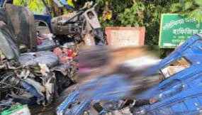 সুনামগঞ্জে বাস ও পিকআপ ভ্যানের  মুখোমুখি সংঘর্ষে নিহত ১ আহত ৮