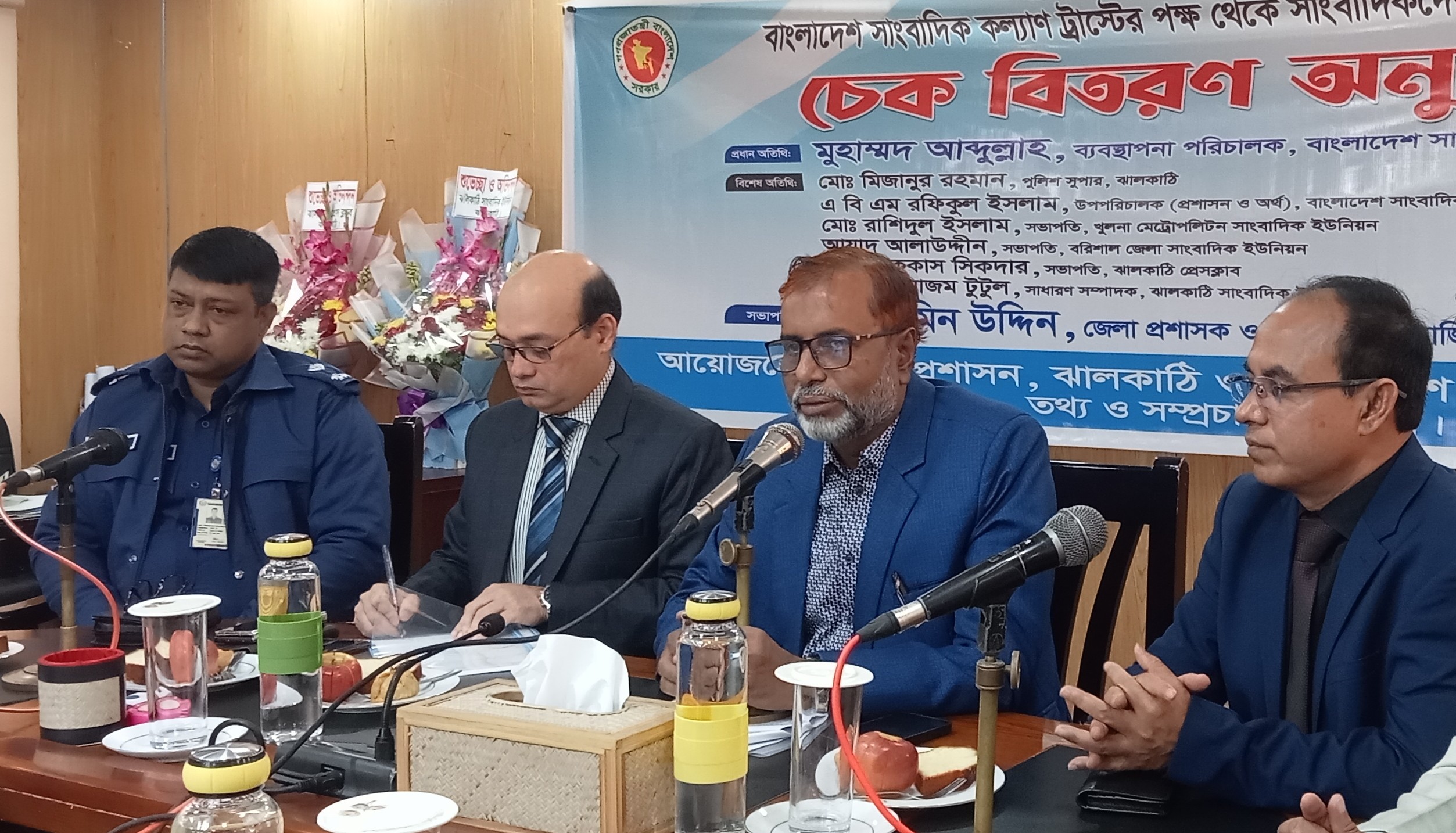 সাংবাদিক কল্যাণ ট্রাস্ট প্রকৃত সংবাদ কর্মীদের কল্যাণেই কাজ করছে : মুহাম্মদ আব্দুল্লাহ